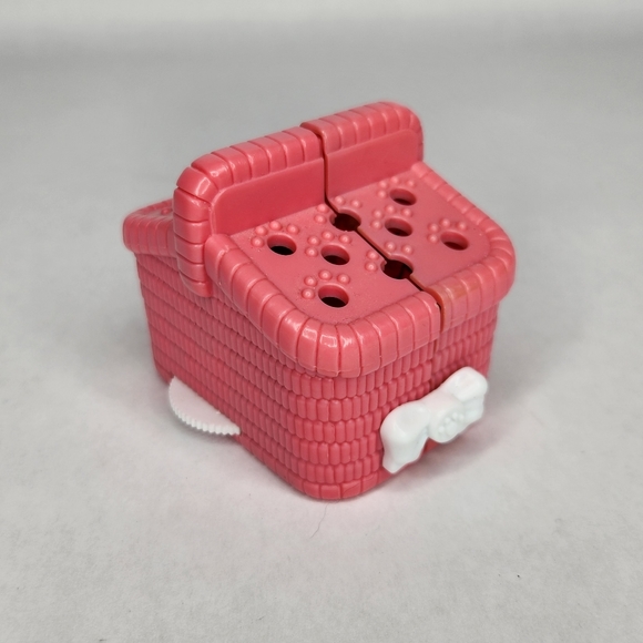 Vintage Littlest Pet Shop Bunny Hutch/Basket 1995 Tonka LPS - Picture 2 of 4